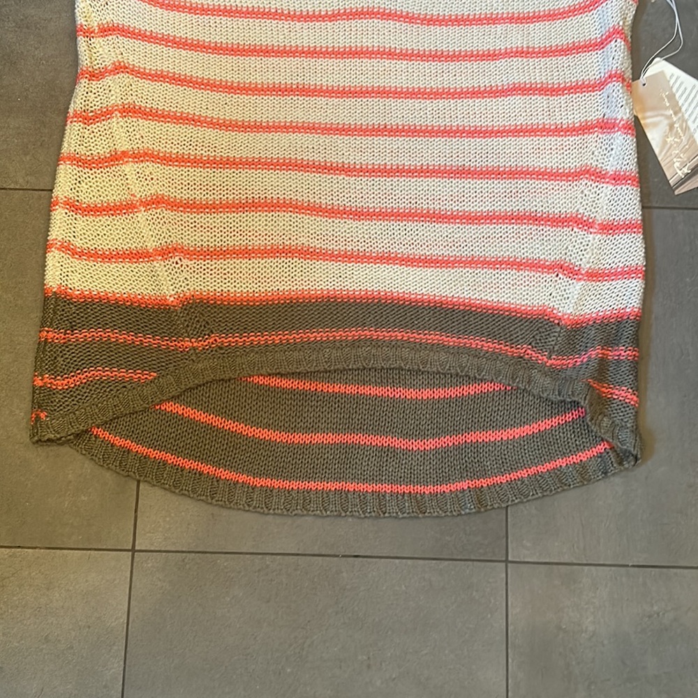 RD Style Tank Top - Picture 3 of 11